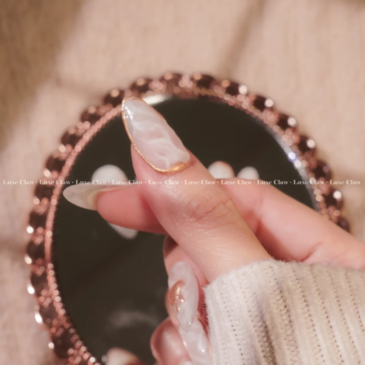 Glowing Quartz Amour - Image 6