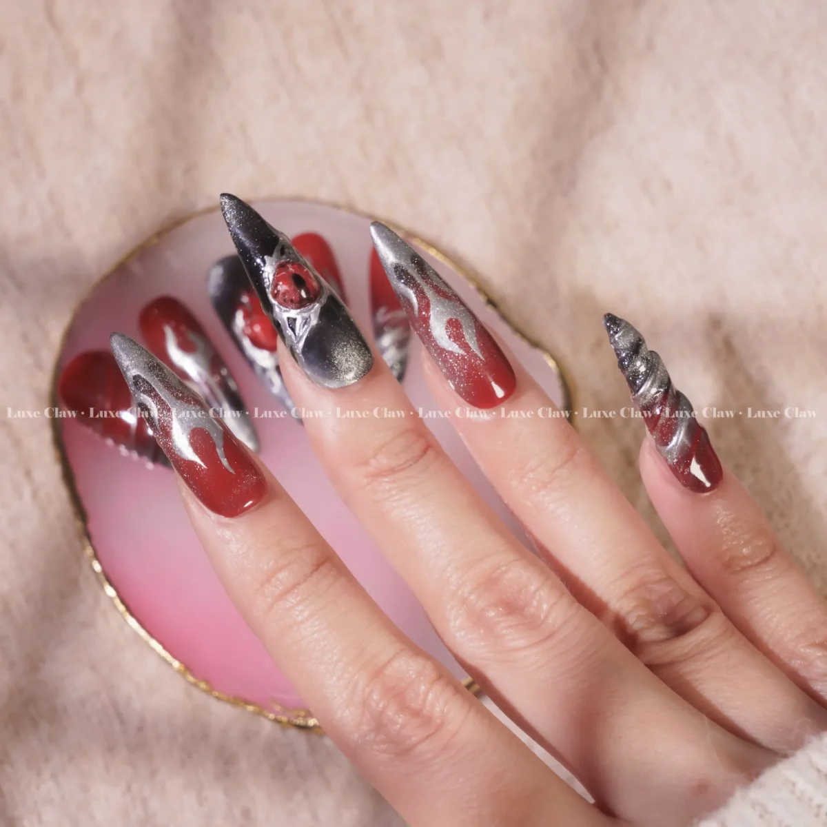 Fiery Gaze - Image 5
