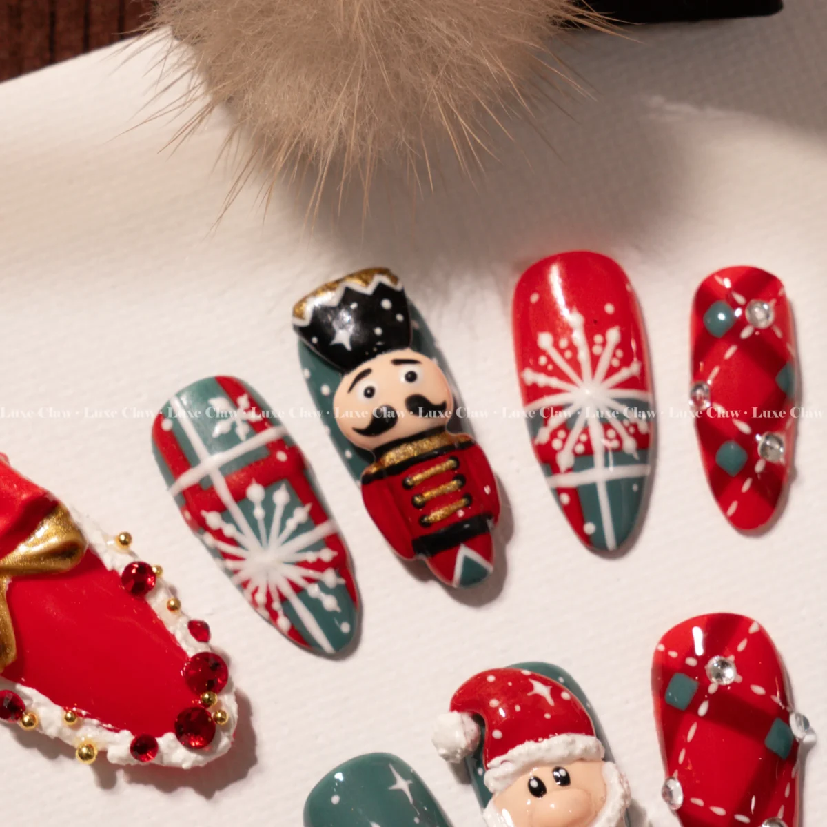 Classic Christmas Set - Image 2