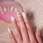 White Cherry Blossom Glow - Image 6