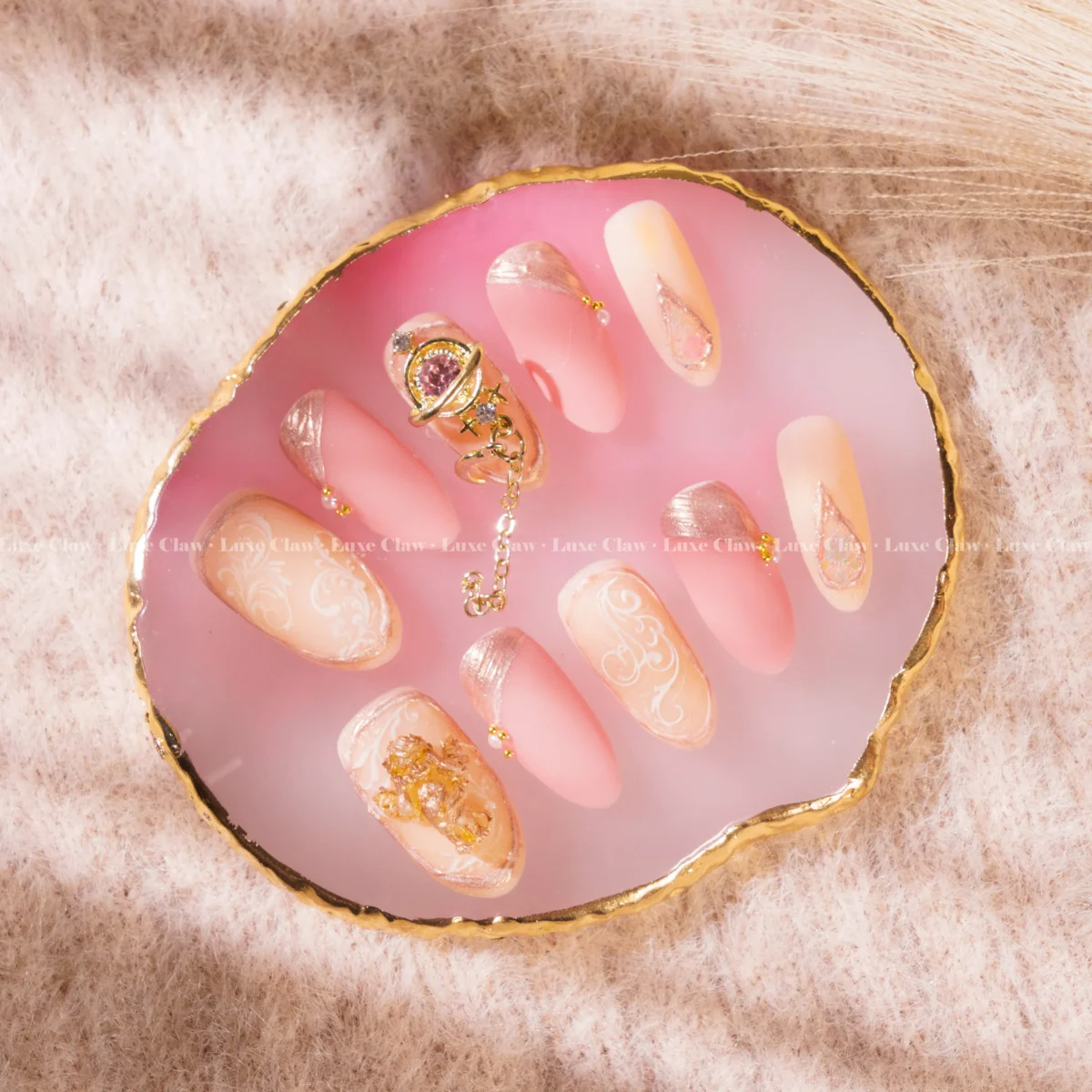 Golden Glimmer - Image 3