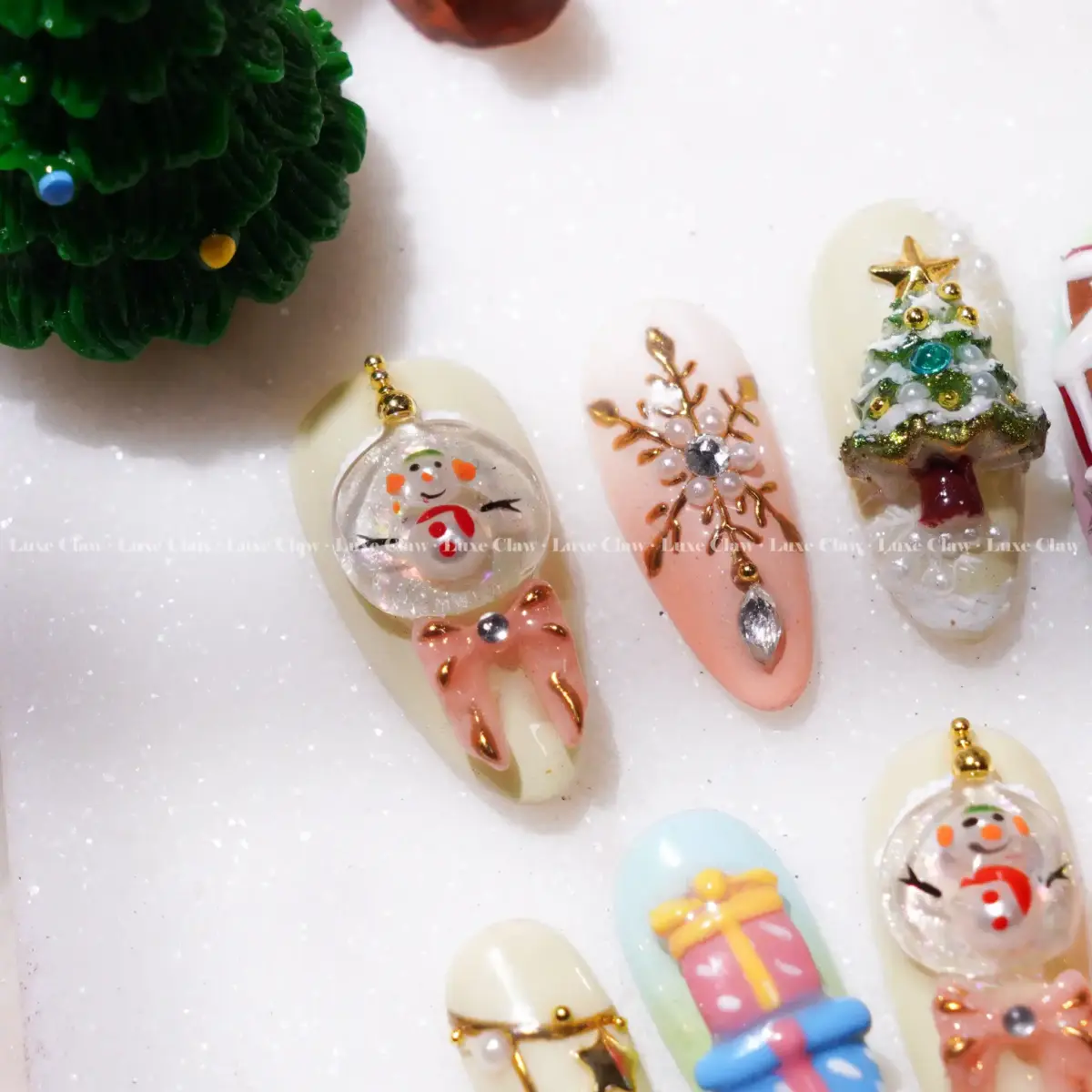 Gingerbread Santa - Image 2