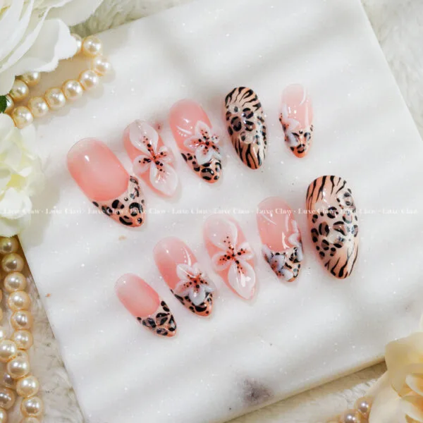 Leopard Blossom press on nails
