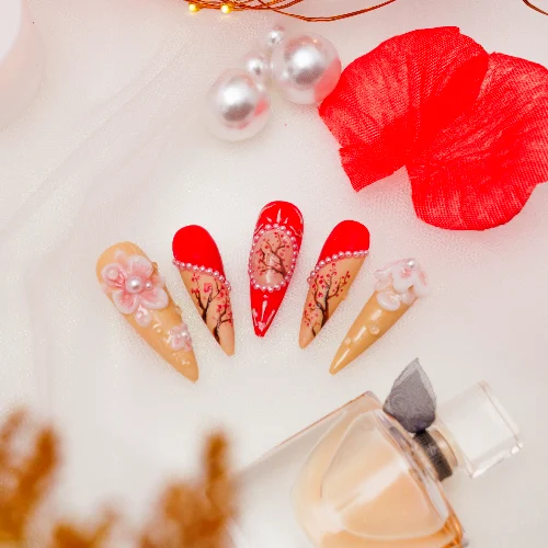 Fall press on nails guide featuring warm red LuxeClaw handmade press-ons
