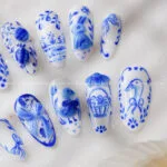 Lapin En Porcelaine Bleue – Image 3