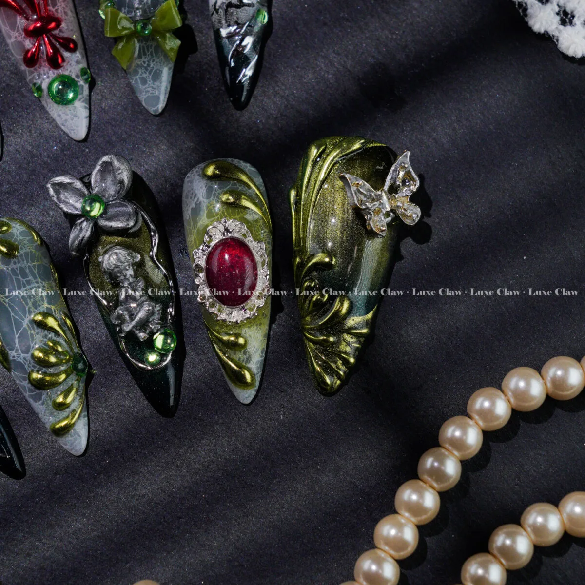 Gothic Halloween - Image 3