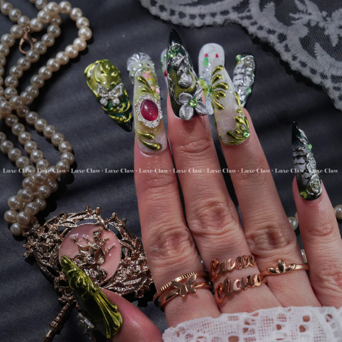 Gothic Halloween - Image 6